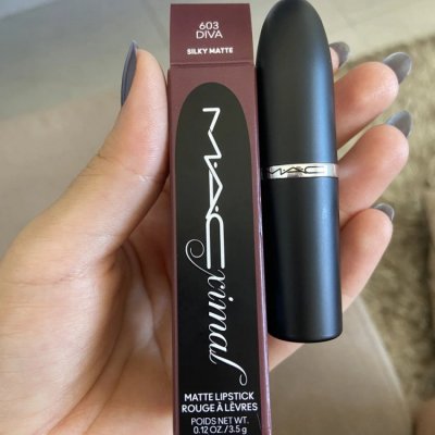 Batom Matte MACximal Diva