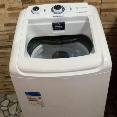 Máquina de Lavar Electrolux 9kg Efficient Care 220v