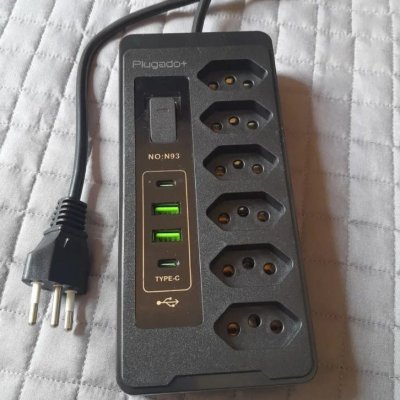 Filtro De Linha (6 Tomadas, 2 Usb, 2 Pd) 2500W 2 Metros