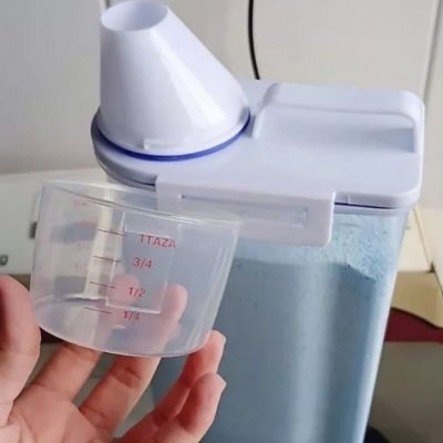 Pote Hermético Com Copo Medidor 2.5L
