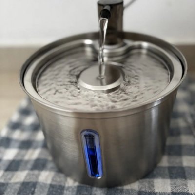 Fonte de Água Aço Inox 3L Gatos e Cães Newpet