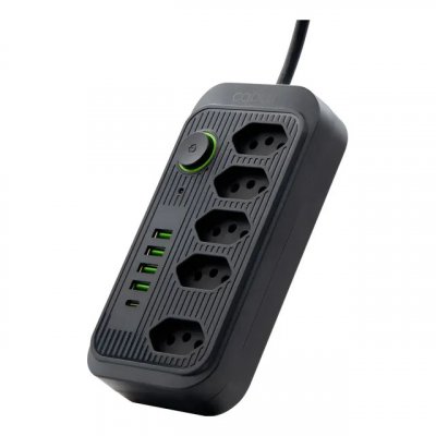 Extensão Coibeu Wkc-541: 10 tomadas, 4 USB e bivolt