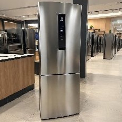 Geladeira Inverse Frost Free 490L Electrolux