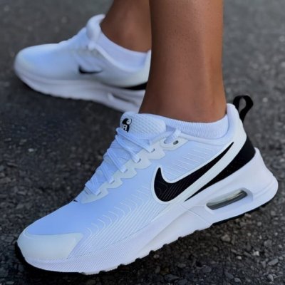 Tênis Nike Air Max Nuaxis