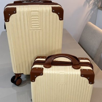 Mala de Viagem 10kg 360° com Frasqueira