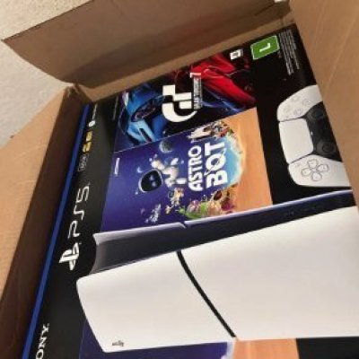 PlayStation 5 Edição Digital 825GB