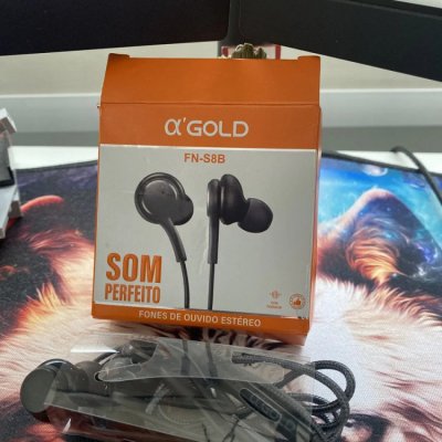 Fone P2 com microfone e controle cabo nylon