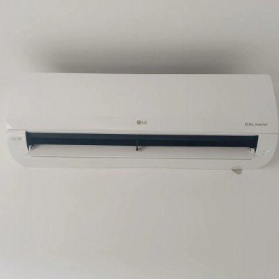 Split hi-wall inverter LG R-32 12k BTU/h