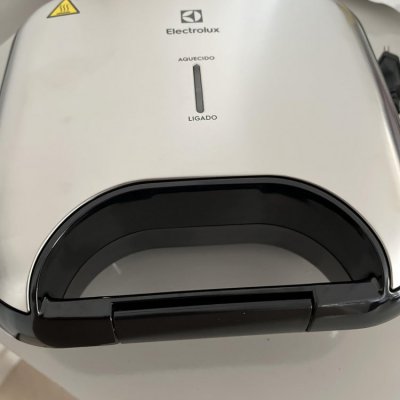 Sanduicheira Grill Elétrica Electrolux ESG20