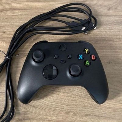 Controle para Xbox Sem Fio Preto + Cabo USB-C