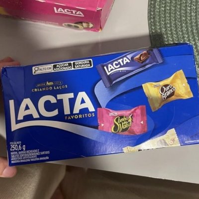 Caixa Bombom Lacta Favoritos 250,6g