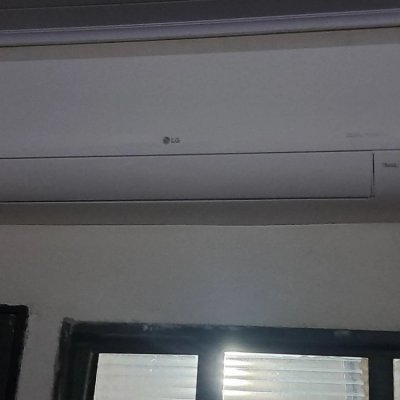 LG Dual Inverter AI Voice 12000 Btu Frio