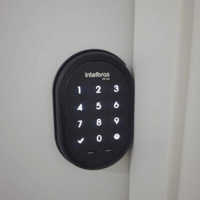 Fechadura Digital FR 102 Preto Intelbras