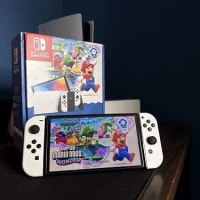 Bundle Nintendo Switch OLED + Super Mario Bros