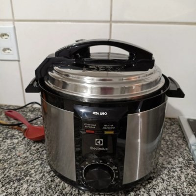 Panela de Pressão Elétrica Electrolux 5L Inox