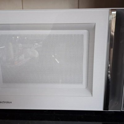 Micro-ondas Electrolux 36L ME36B Branco