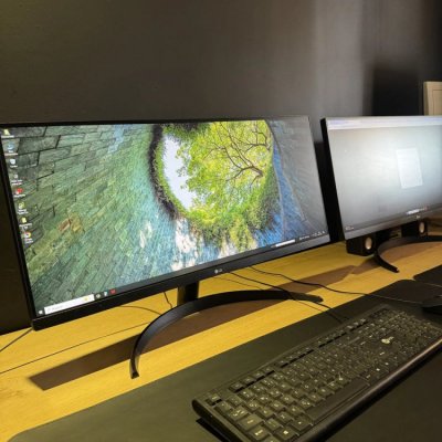 LG UltraWide 29 IPS 21:9 Preto 29WQ500B