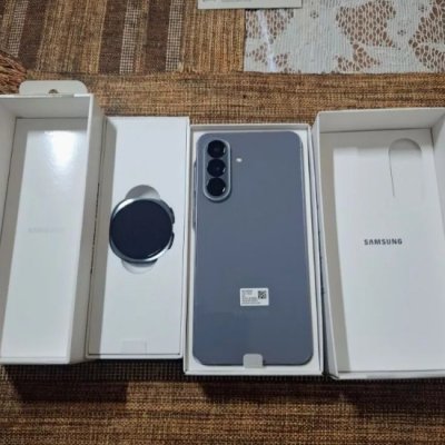 Galaxy A57 5G 256GB + Galaxy Watch8 44mm