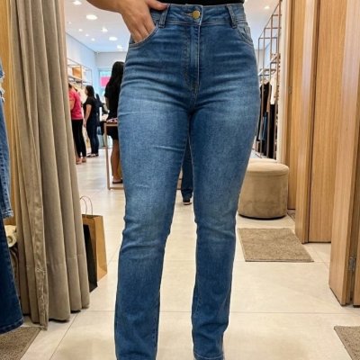 Calça Flare Jeans Cintura Alta