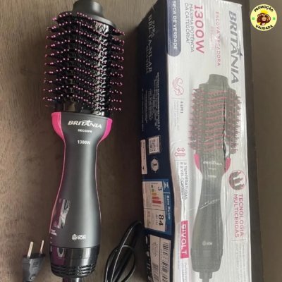 Britania Escova Secadora BEC02PR 1300W
