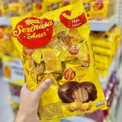 Bombom Garoto Serenata de Amor 825g