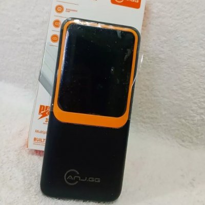 Power Bank 20000mAh Carga Rápida Display Digital