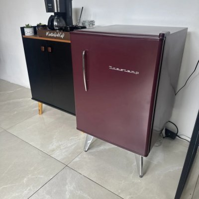 Frigobar Brastemp Retrô 76L Marsala Wine