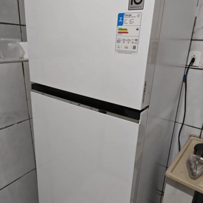 Geladeira LG Frost Free Inverter 395L Branca