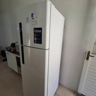 Geladeira Electrolux Frost Free 380L AutoSense Duplex