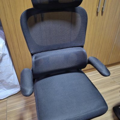 Cadeira de escritório ergonômica Python Fly 2