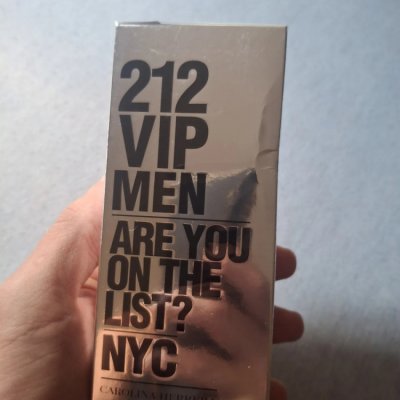 Carolina Herrera 212 VIP Men EDT 100ml