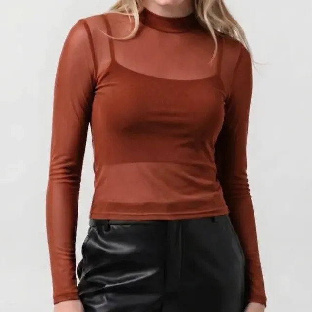 Blusa Feminina Manga Longa Tule Transparente — visual para festa e balada