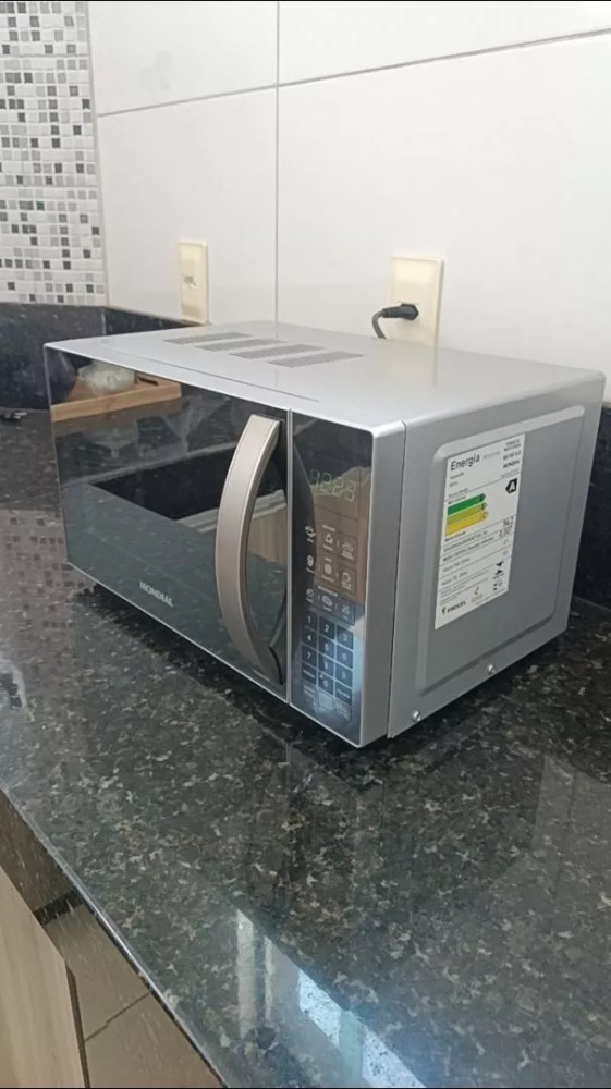 Micro-ondas Mondial Mo-01-21-e 1200W 21L