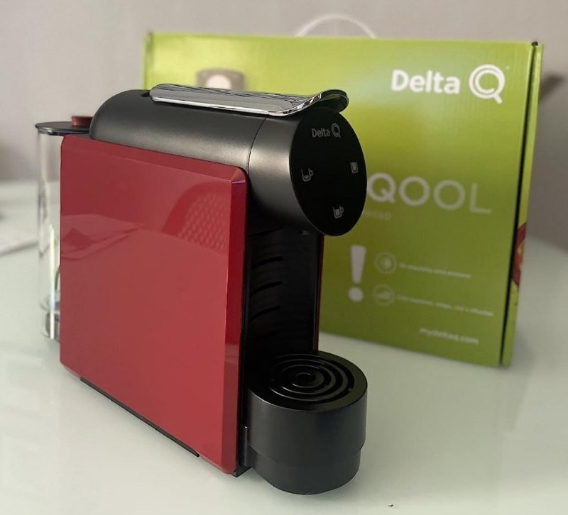 Cafeteira Cápsulas MiniQool Vermelha 220V