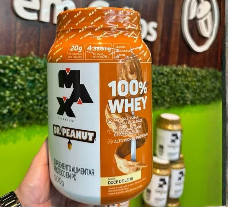 100% Whey Max Titanium x Dr. Peanut (900g) Doce De Leite