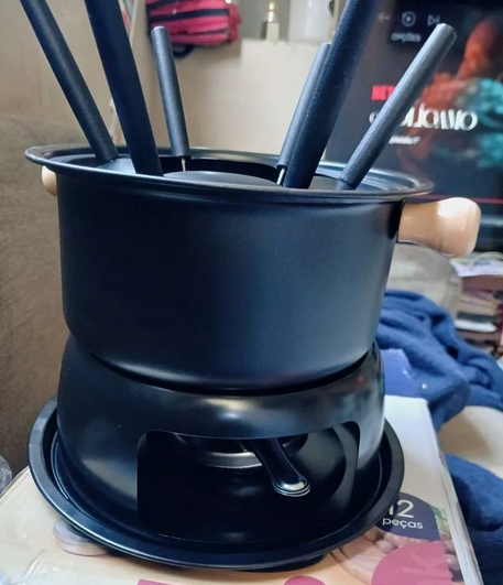 Kit Fondue 11 Peças Preto para Queijo e Carne