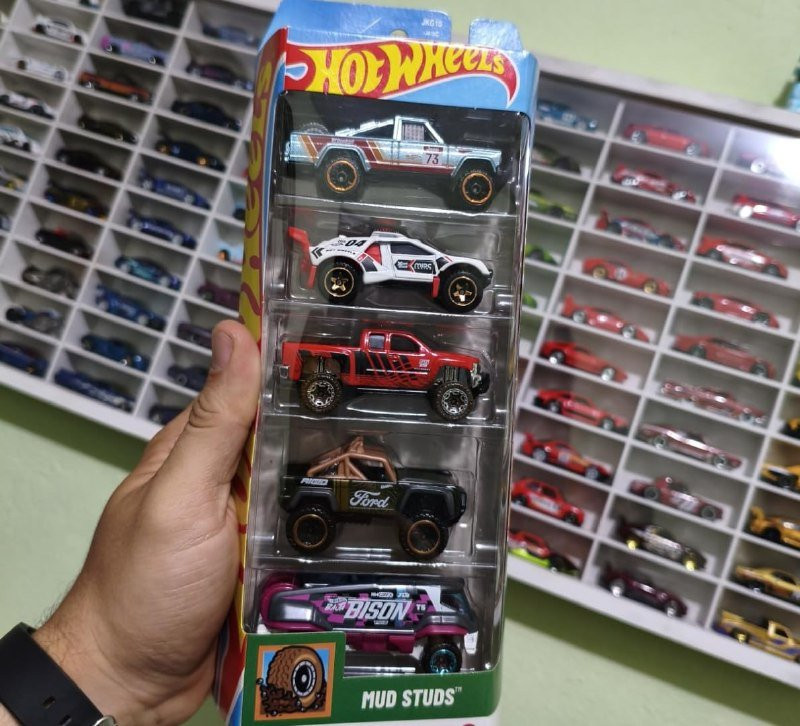 🏎️ Pacote 5 Carros Sortidos Hot Wheels - Mattel