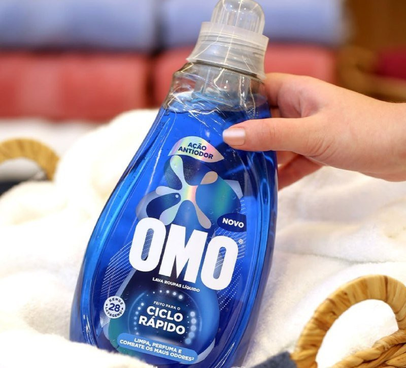 Lava-Roupas Líquido Omo Frasco 1,4L Ciclo Rápido Ação Antiodor