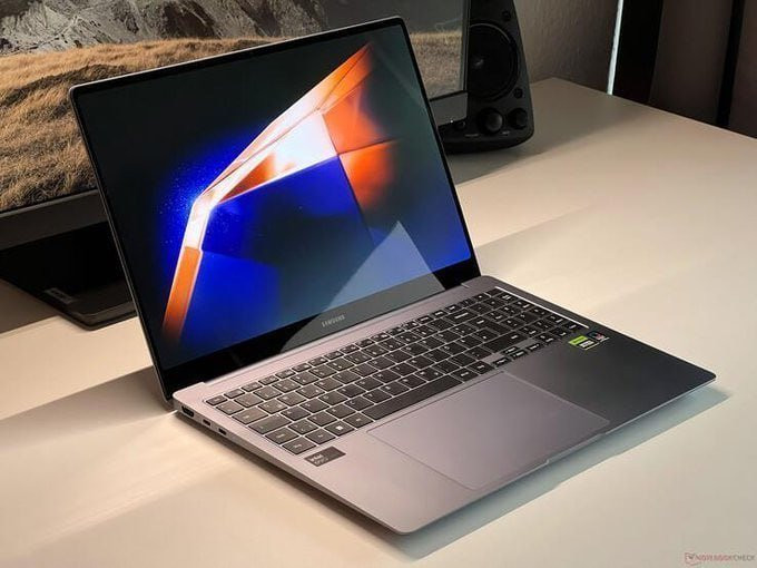 Notebook Samsung Galaxy Book4 Win 11, 8gb, 256gb Ssd, Uhd Graphics, 15.6 Full Hd