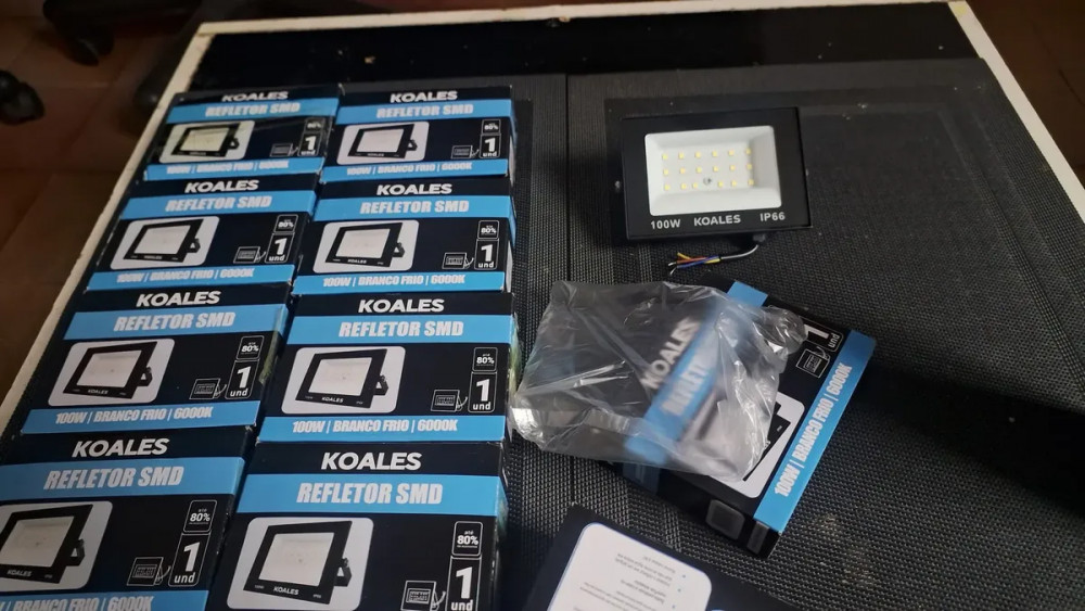 Kit 4 Refletor LED 100W Bivolt Prova D'água