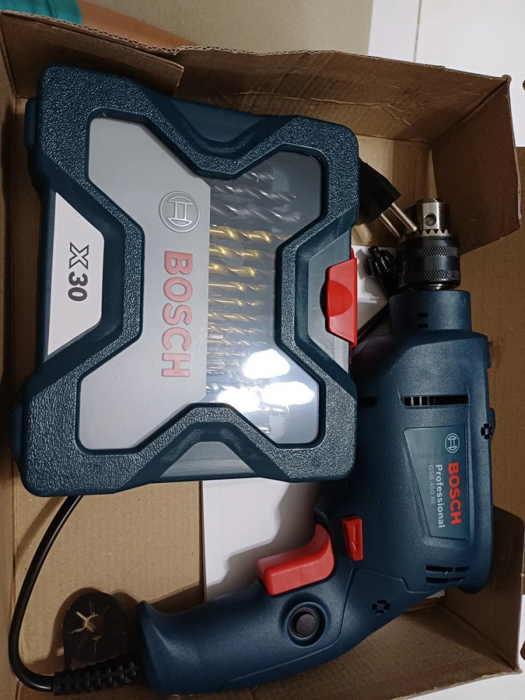 Furadeira de Impacto GSB 450 RE Bosch Kit