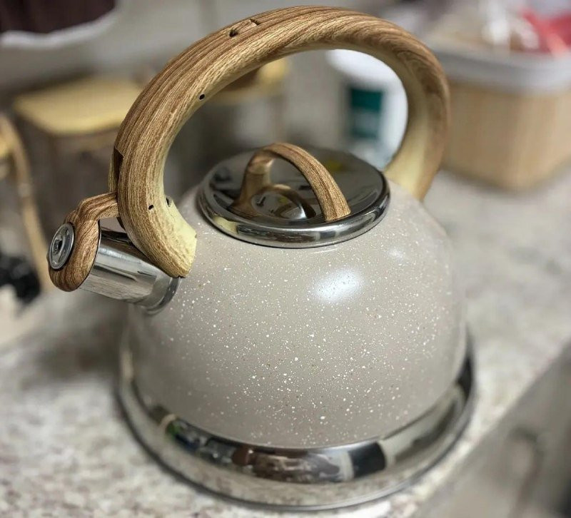 Chaleira Com Apito Brinox 2,7L Roma Areia