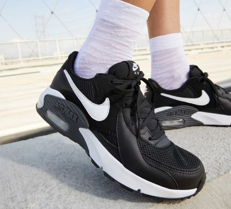 Tênis Nike Air Max Excee