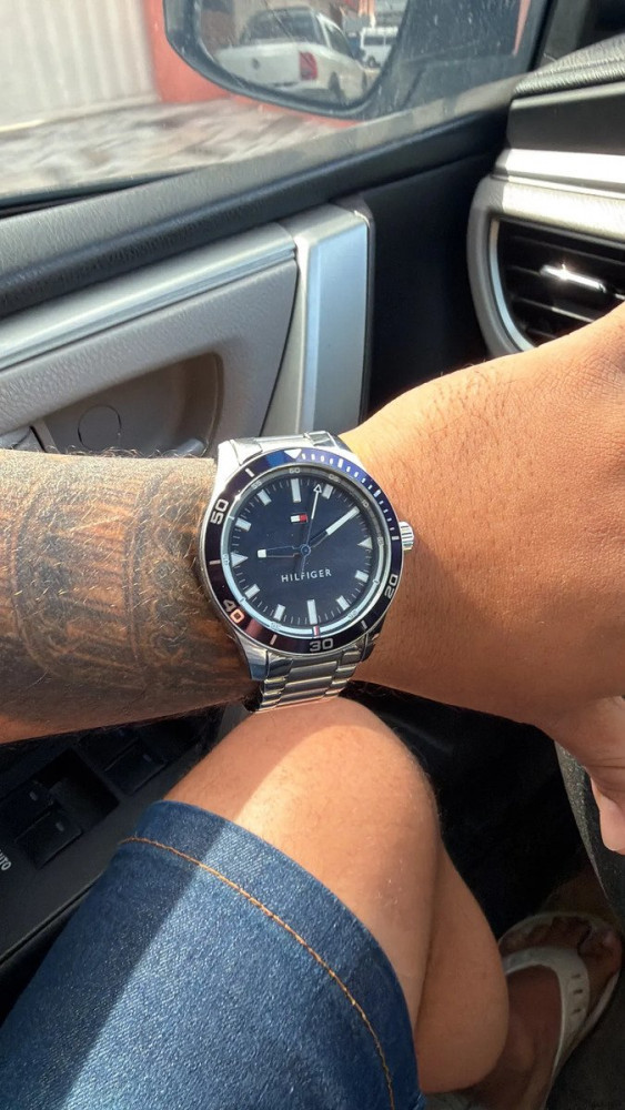 Relógio Tommy Hilfiger Masculino Prateado