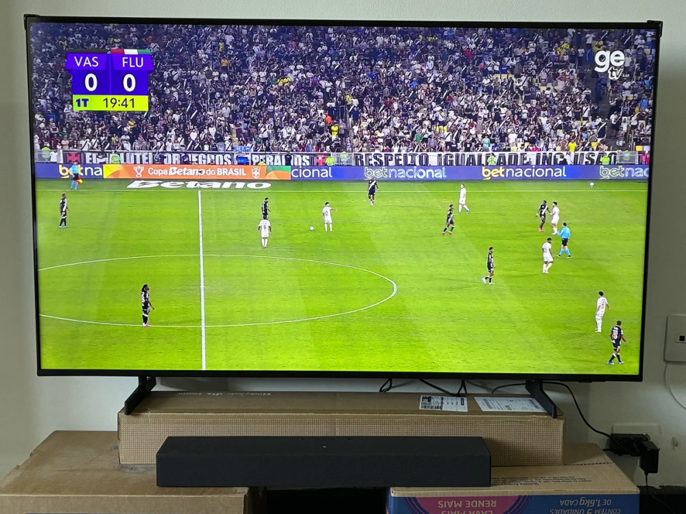 Samsung Smart TV 58 Crystal UHD 4K + HW-B400F