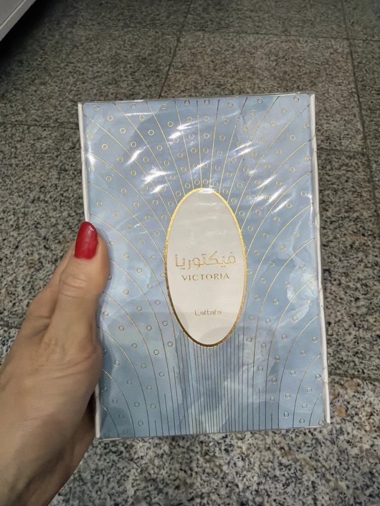 Perfume Arabe Feminino Victoria Lattafa 100ml