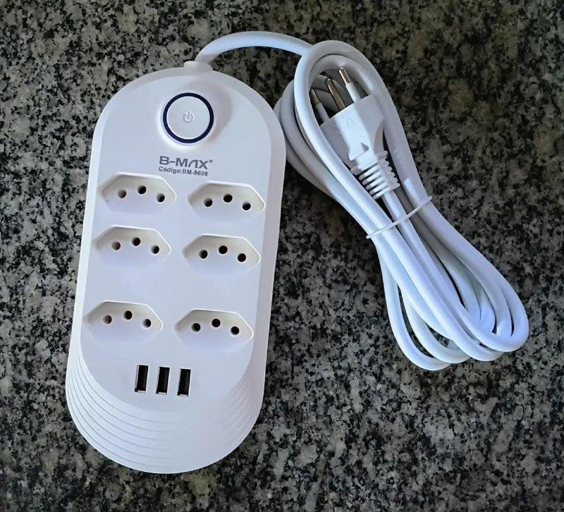 Filtro de Linha Betahome com 6 Tomadas e 3 USB para 2500W Bivolt