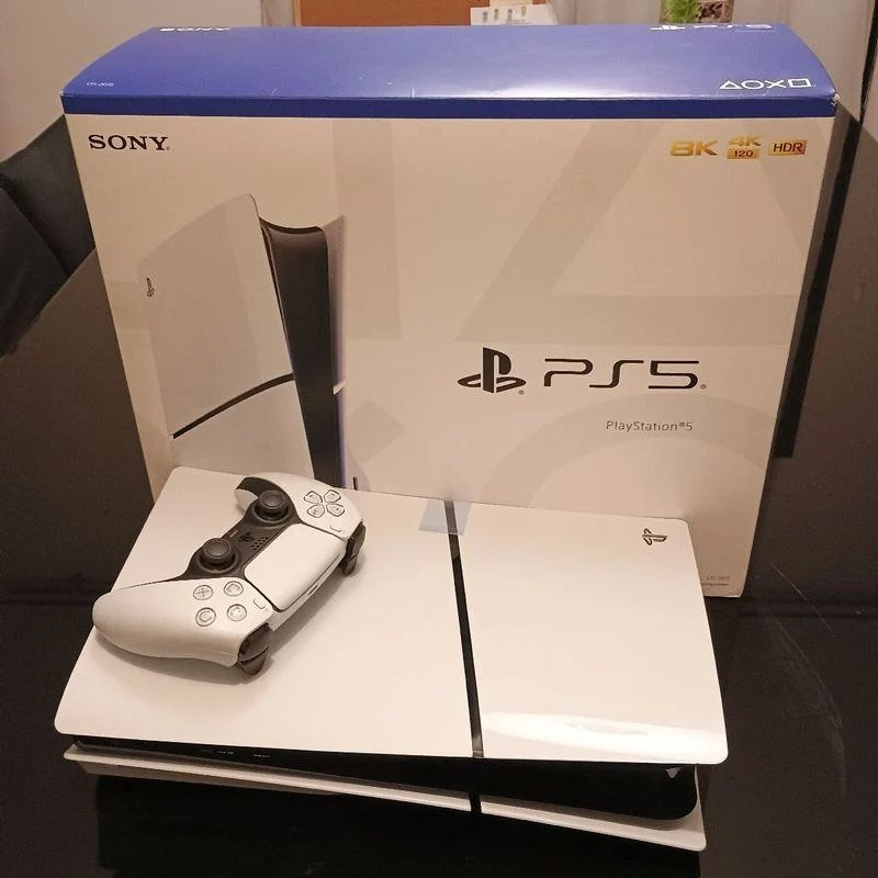 PlayStation 5 Sony Slim 1TB com Leitor