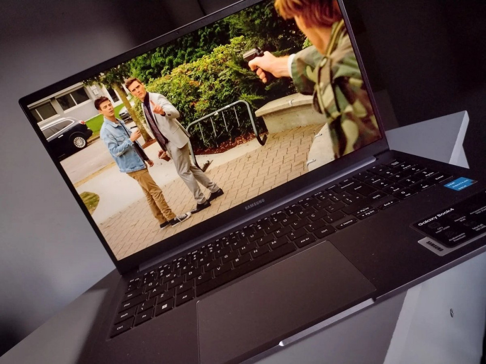 Notebook Samsung Galaxy Book4 Intel U300 8GB
