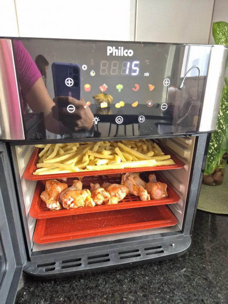 Fritadeira Philco PAF16A 4 em 1 Painel 16L